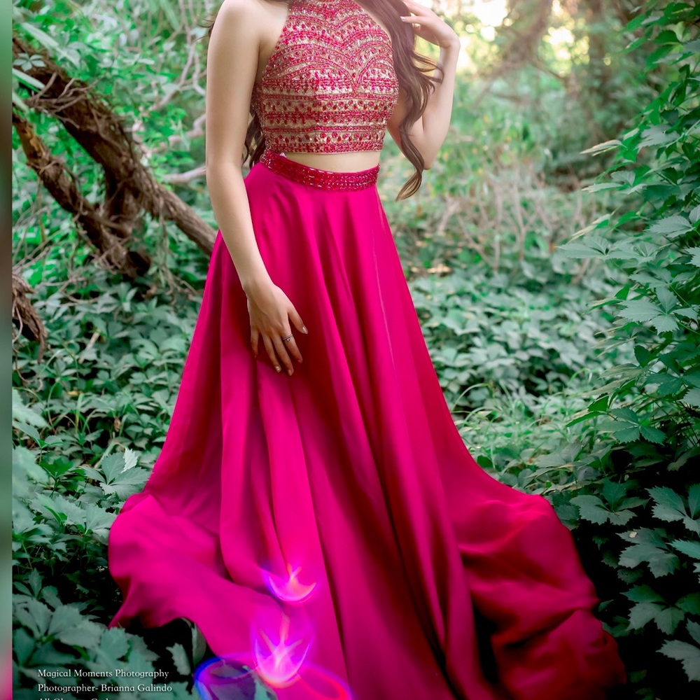 Prom dress - Picture 3 of 4